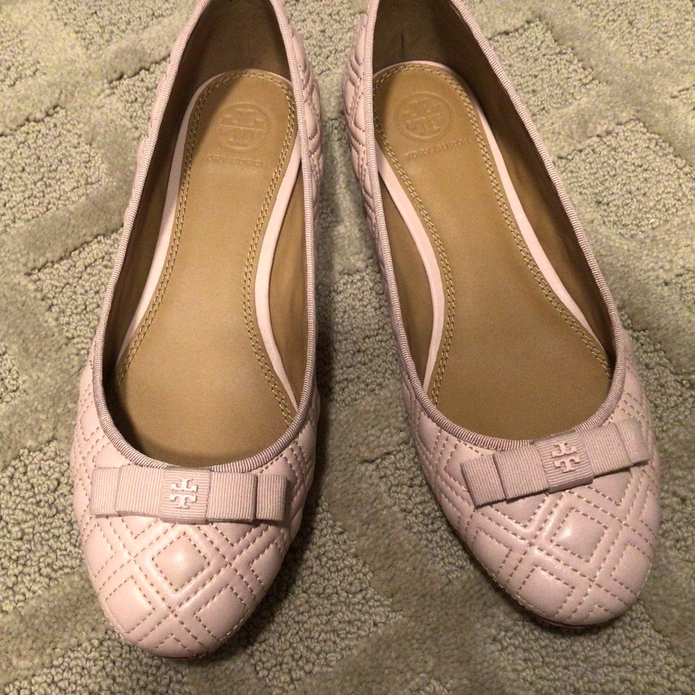 Flats Tory Burch